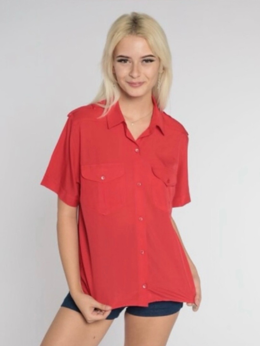 Diane Von Furstenberg Short Sleeve Button Front Blouse // Red // 16